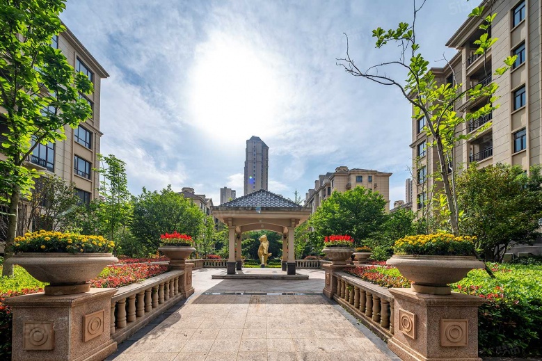 宏泰四季花城实景图