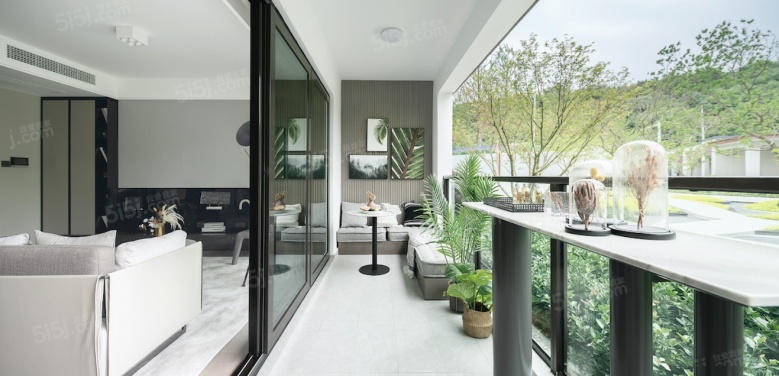 禹洲山云庭样板间