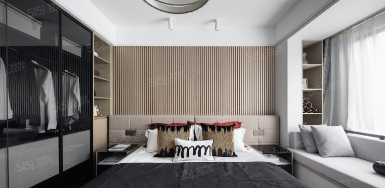 禹洲山云庭样板间