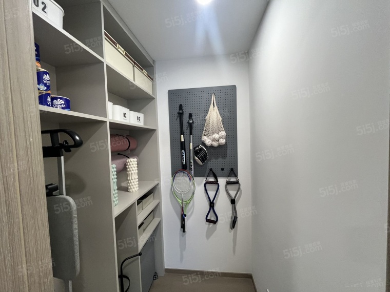 盛青云锦样板间