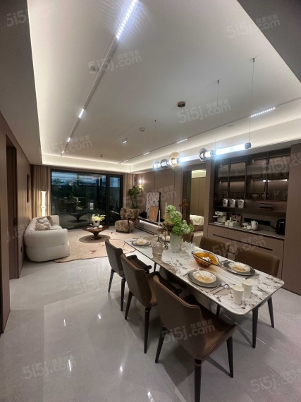 金隅花溪云锦样板间