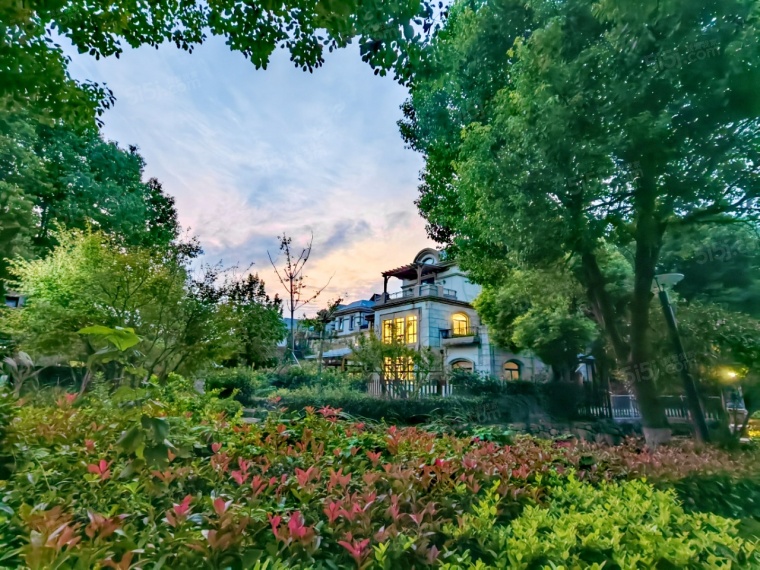 虹桥融景效果图