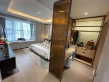 景域铂悦开发商营业执照相册