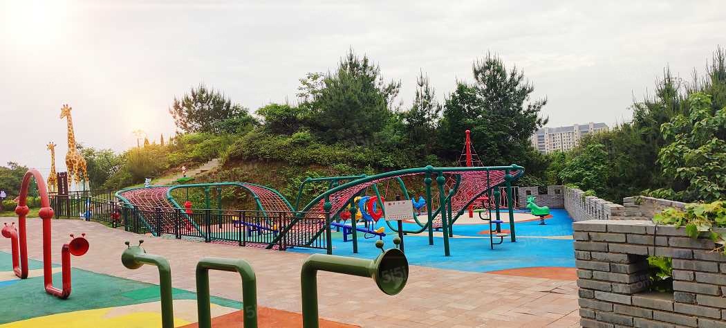 宏泰四季花城配套图