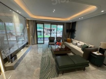 景域铂悦开发商营业执照相册