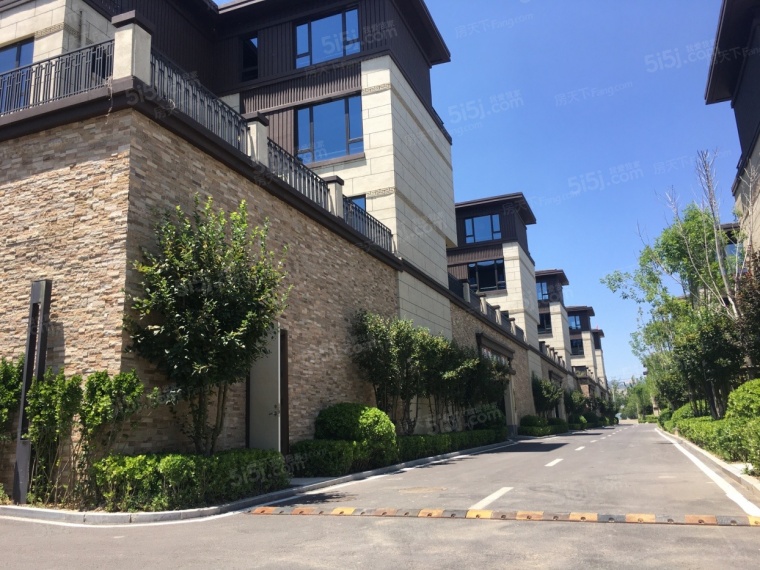 国信·山水间丽景养生小镇实景图