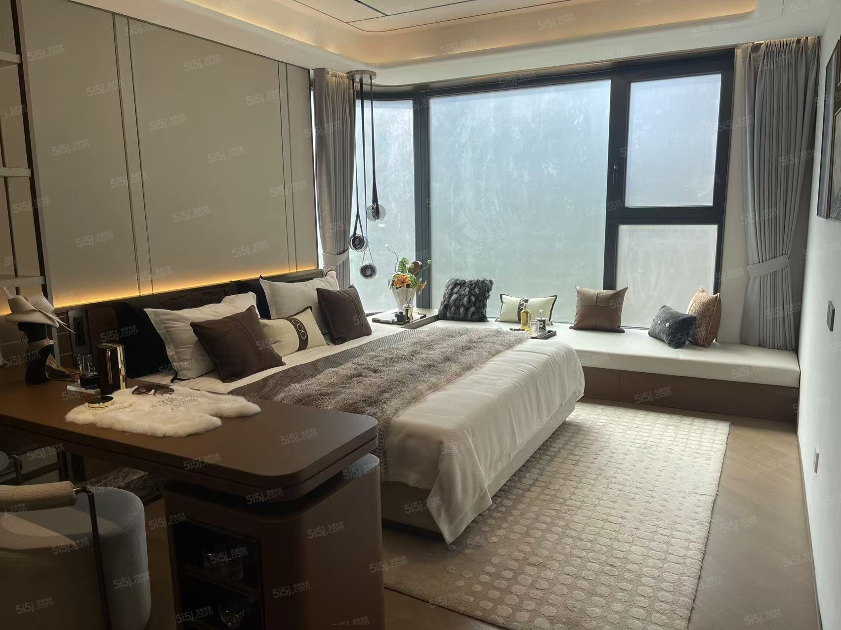 金地清峯上样板间