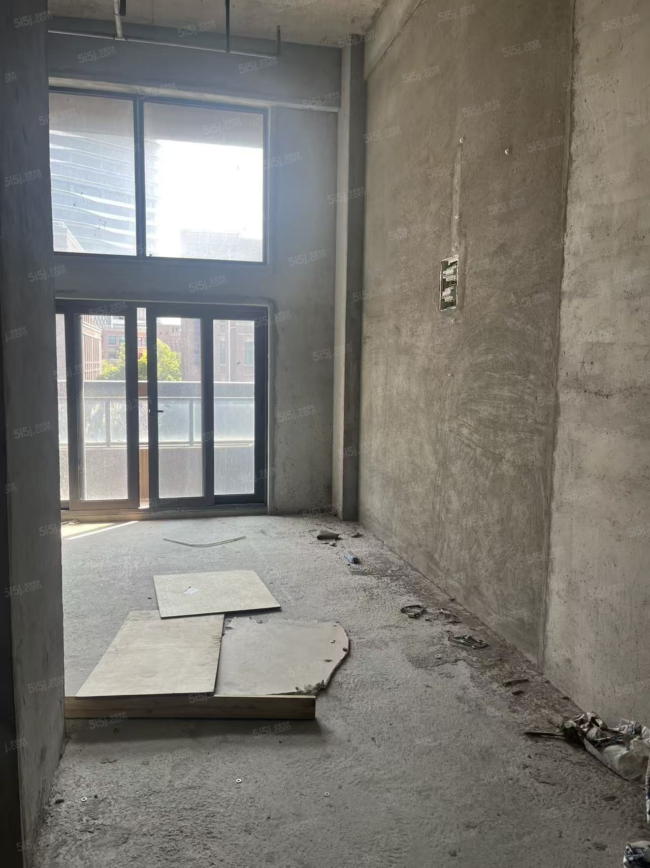 翡翠公寓壹拾捌栋样板间