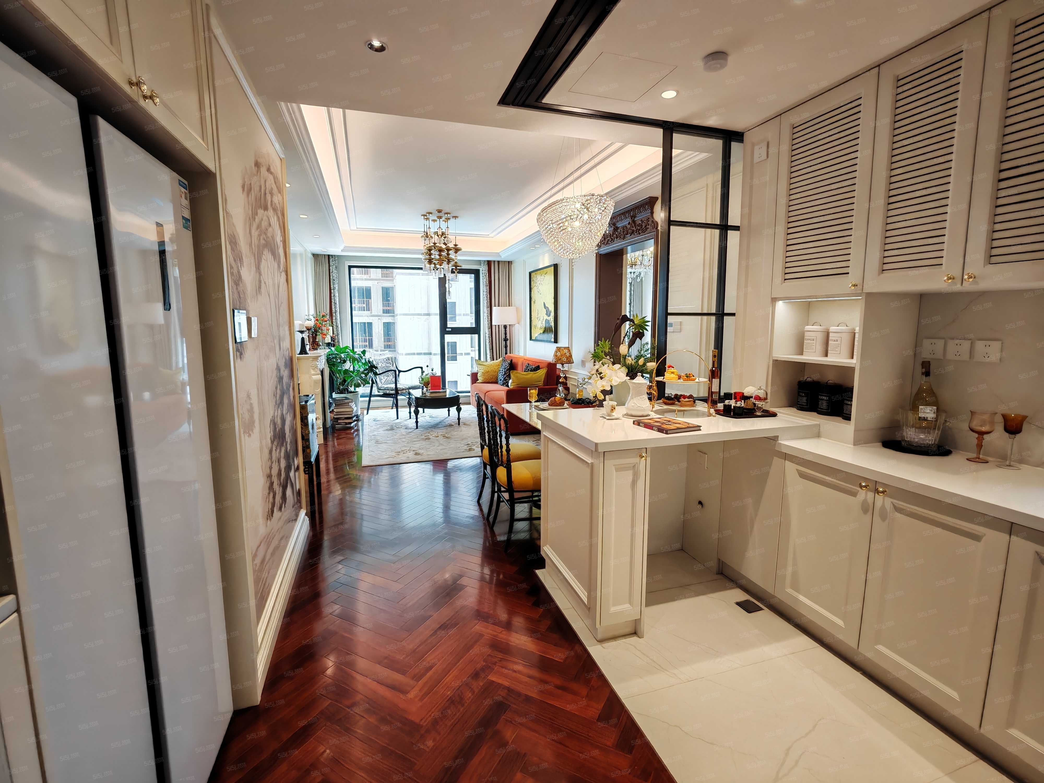 信达格调美古花园样板间