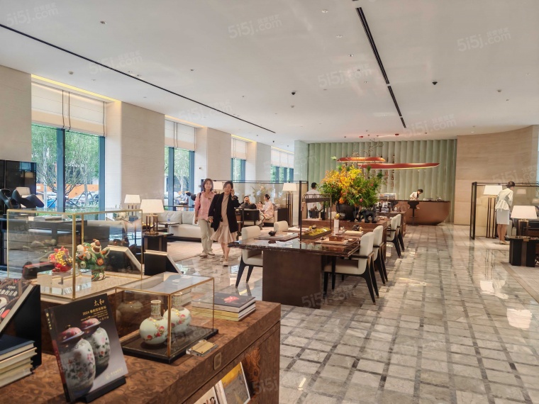 融创梅江壹号院项目现场