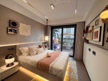 龙湖峯云境开发商营业执照相册