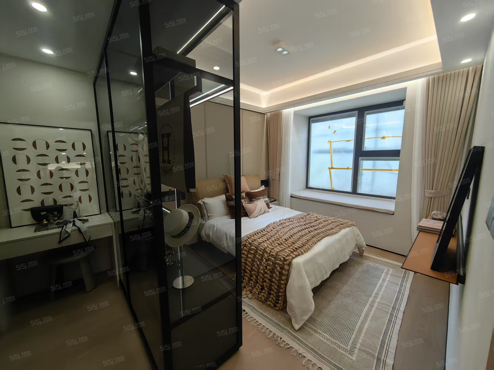 经纬学府涵青样板间