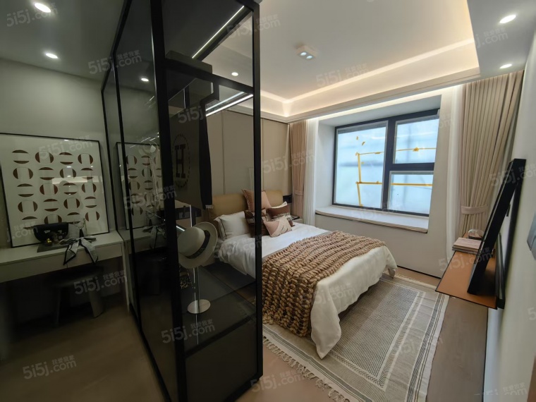 经纬学府涵青样板间