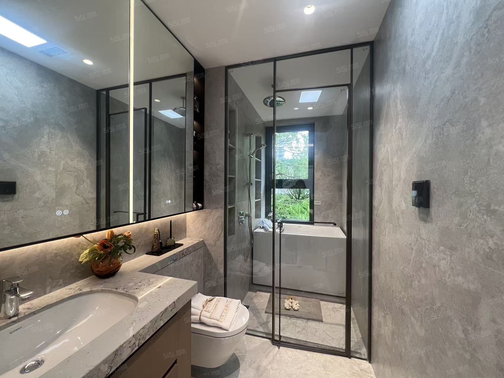 扬子保利江韵瑧悦样板间