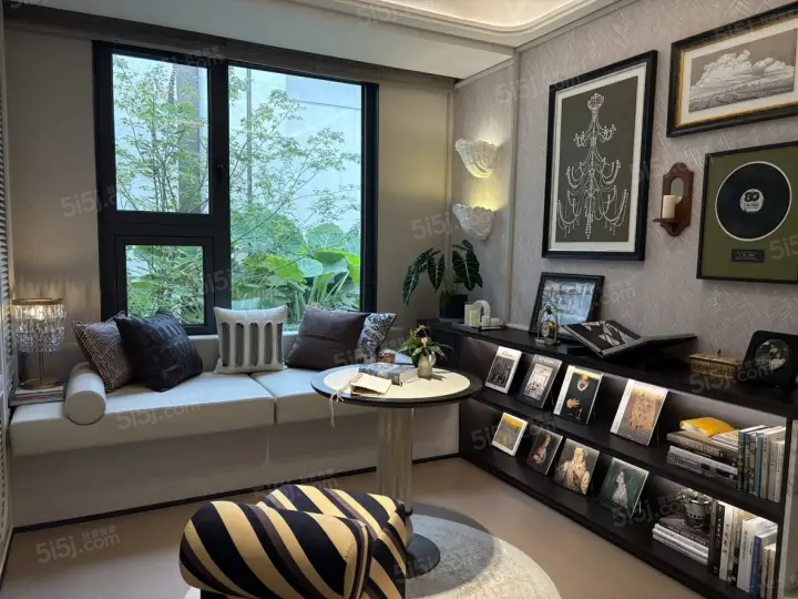 颐和金陵印样板间