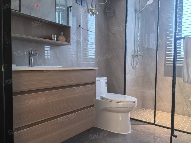 蓝城海潮月华样板间