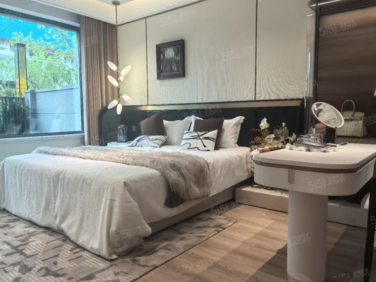 蓝城海潮月华样板间