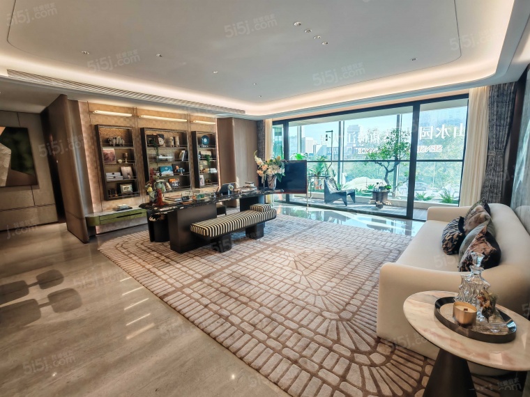 绿城玉百合样板间