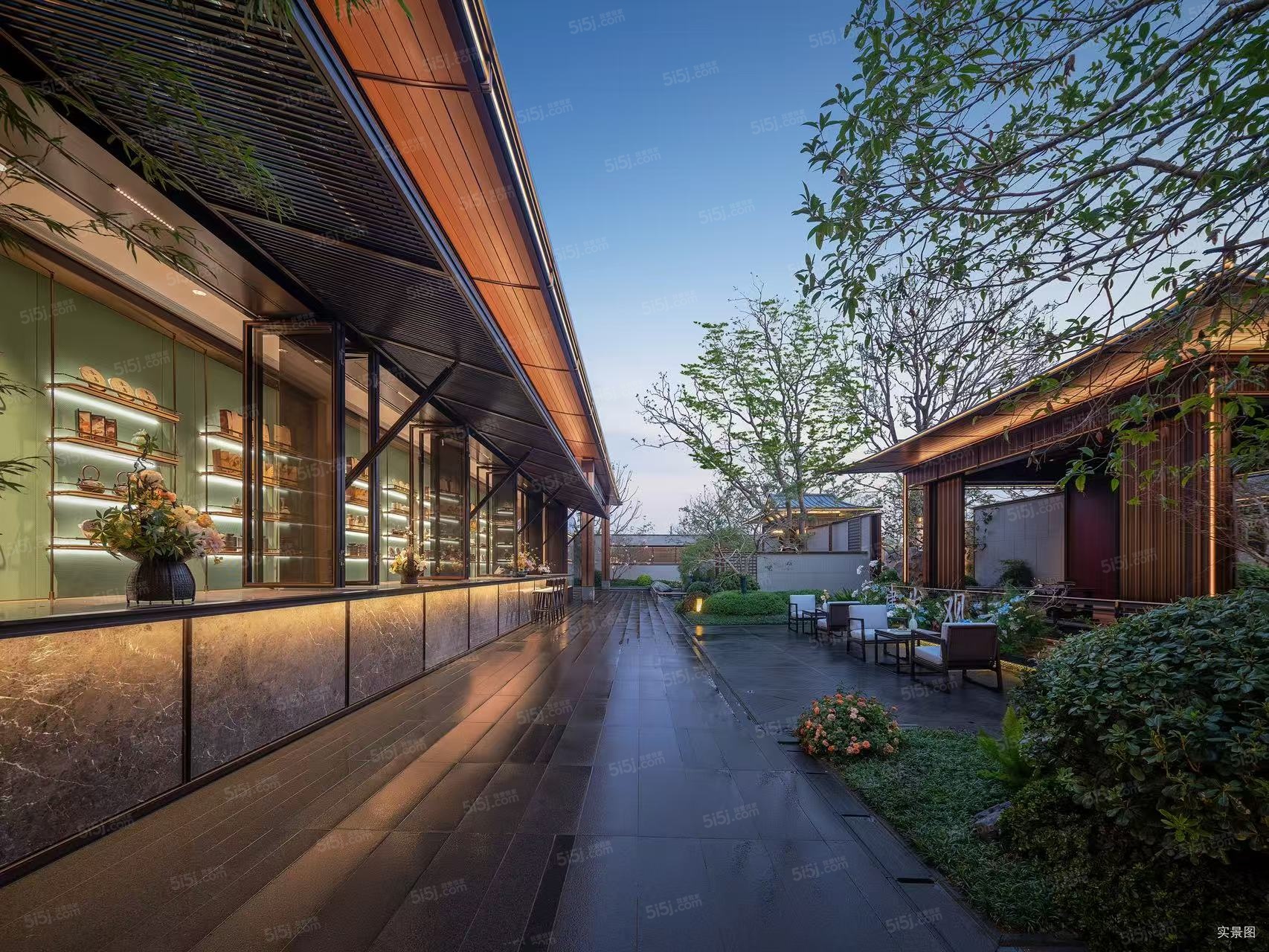 建发观云实景图