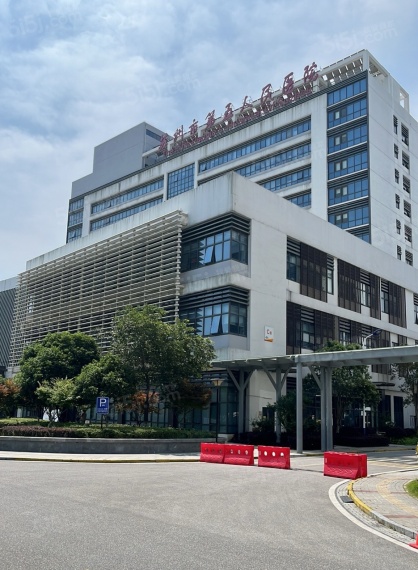 四季听澜配套图