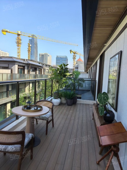 四季听澜实景图