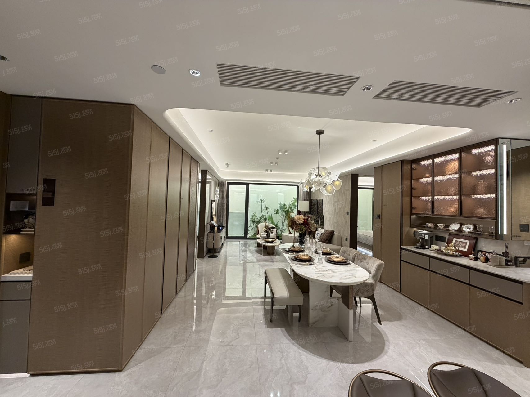 招商朝棠揽阅样板间