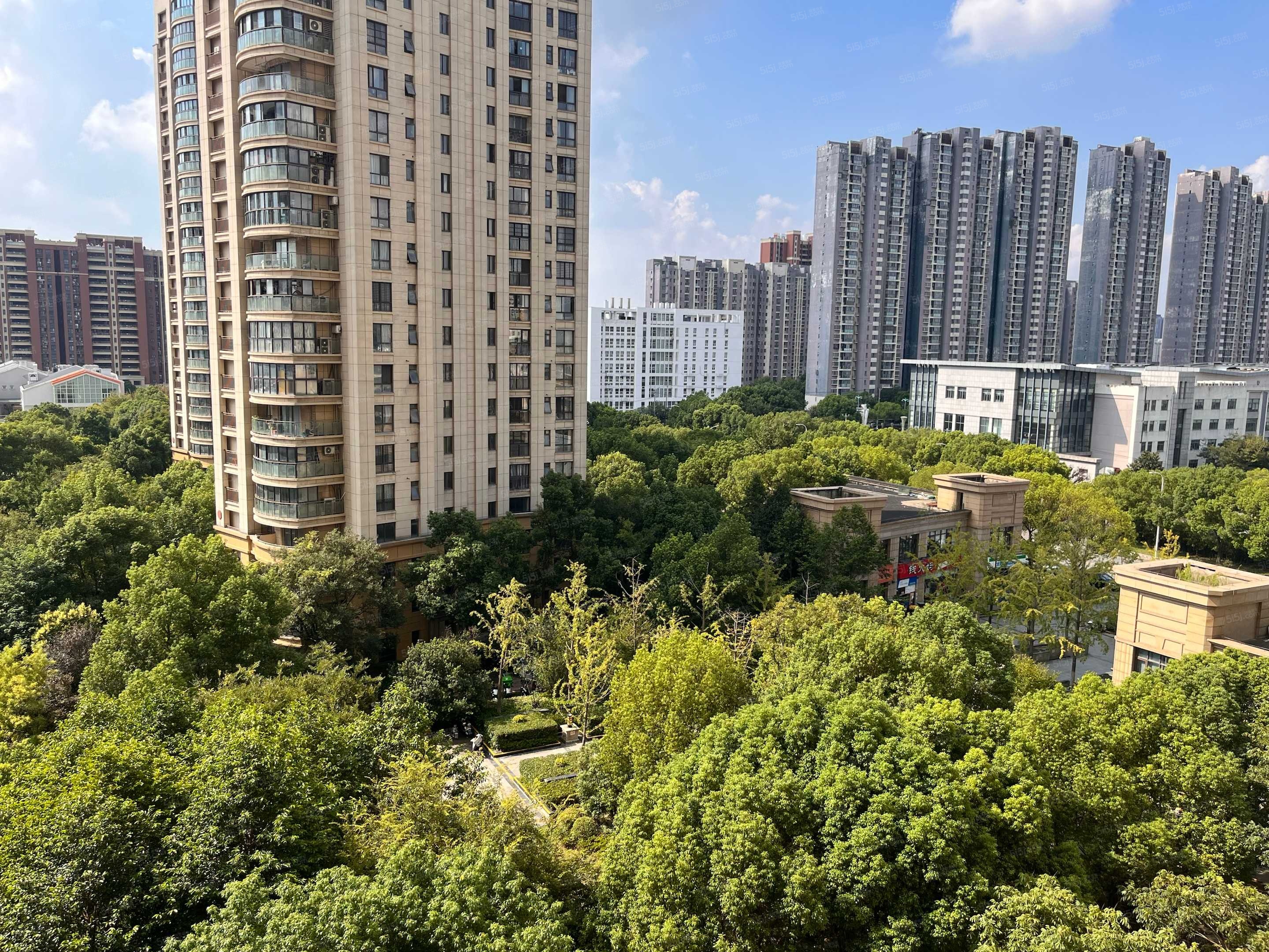万宇名都花园实景图