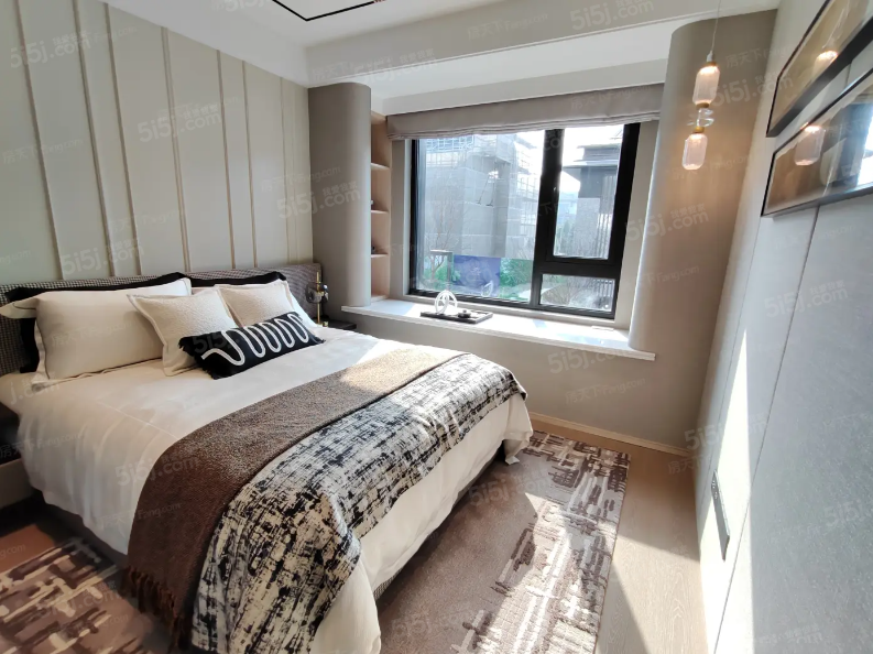 兴云间样板间