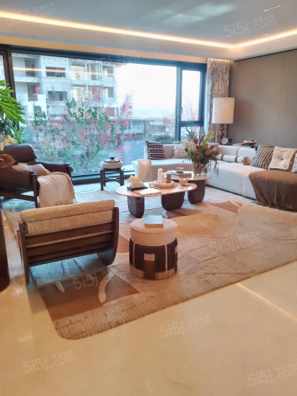 津铁绿城·体北潮鸣样板间
