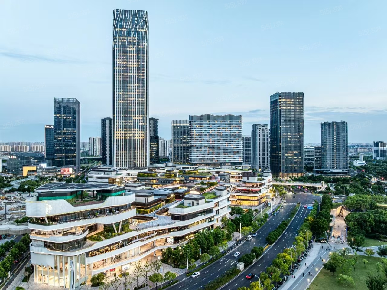 前滩滨江道配套图