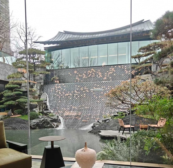 鸿湖上实景图