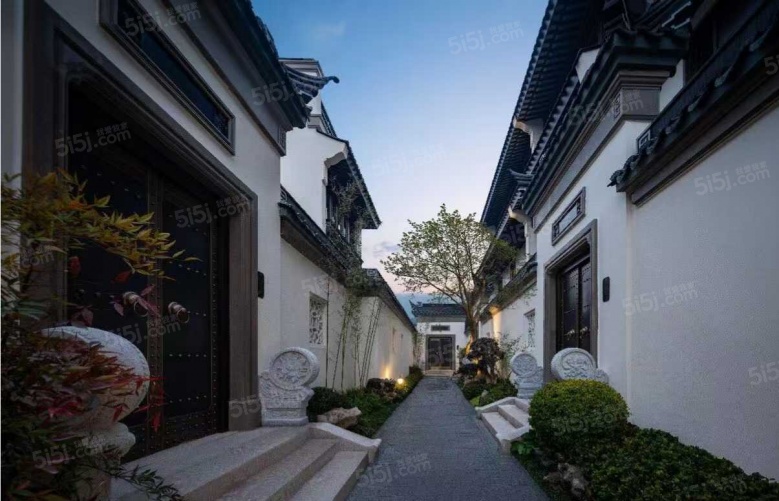 绿城桃源里实景图