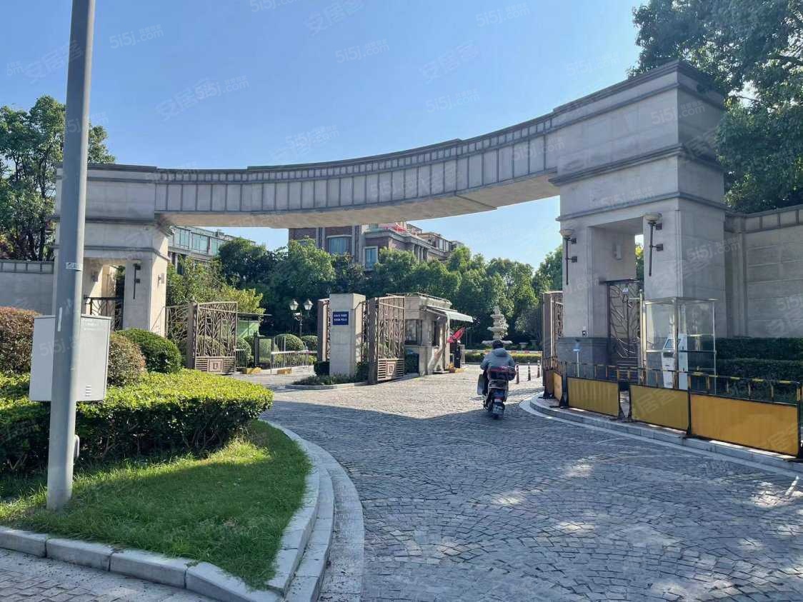 御沁园实景图