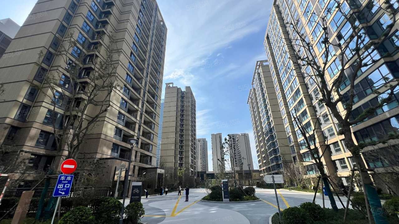 盘古箐峰华庭实景图