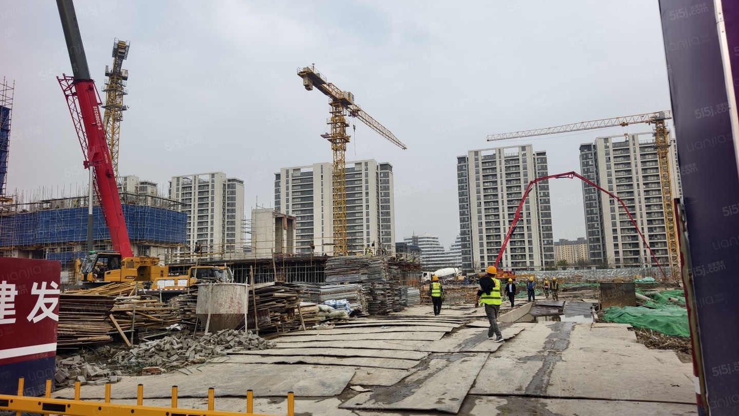 建发云湖玥实景图